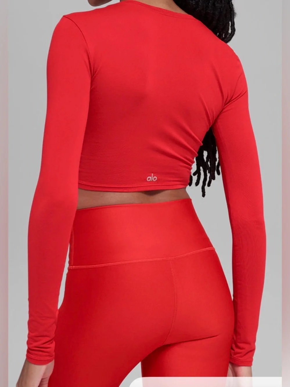 ALO Yoga excellent pre